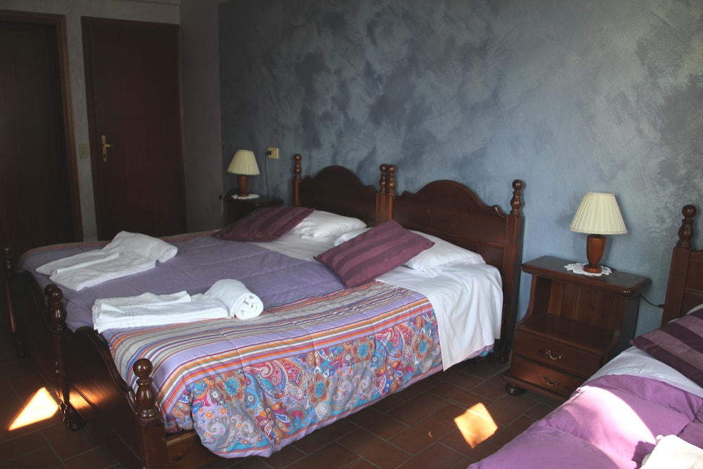 Standard Triple Room, Park View