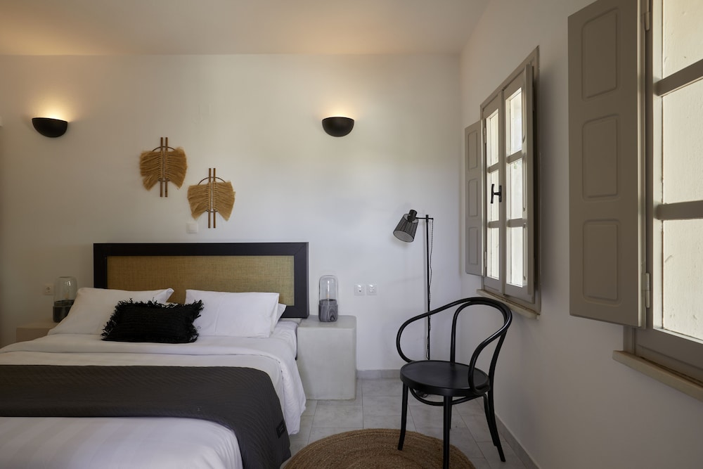Cocoon Room Garden or Pool View