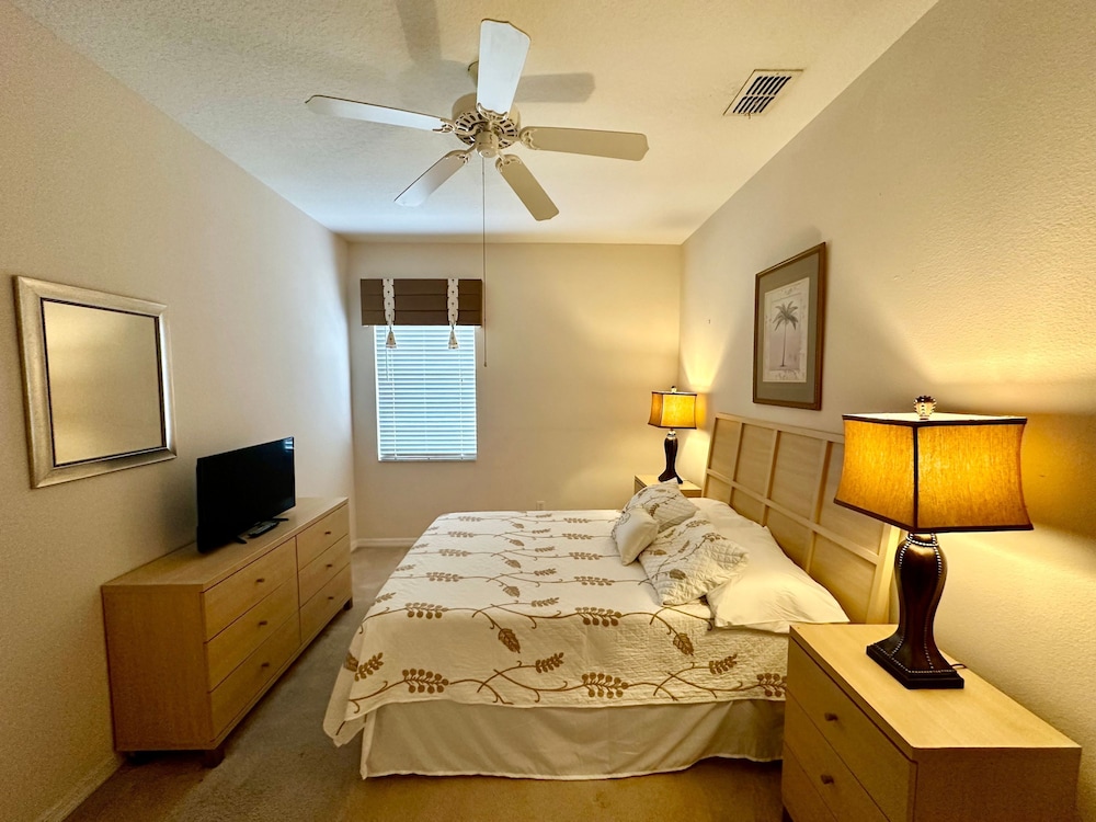 Grand Fabulous 4BR Pool Home Near Disney, Kuva 25