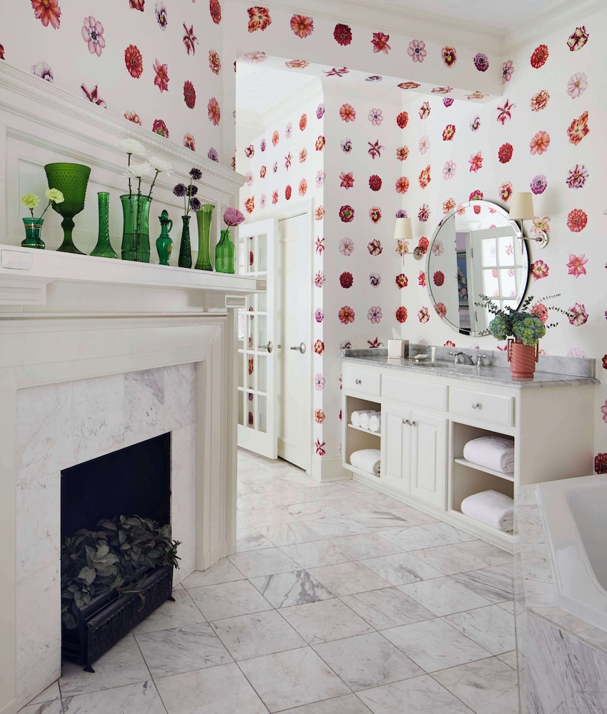Junior Suite (Bridal King Junior Suite) - Photo 4