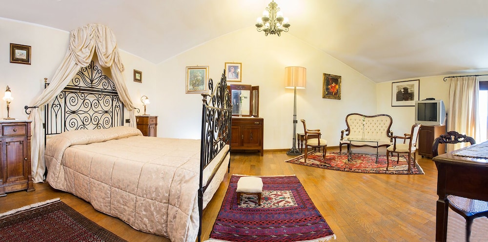 Suite, City View (Regina Paola Ruffo) photo 2