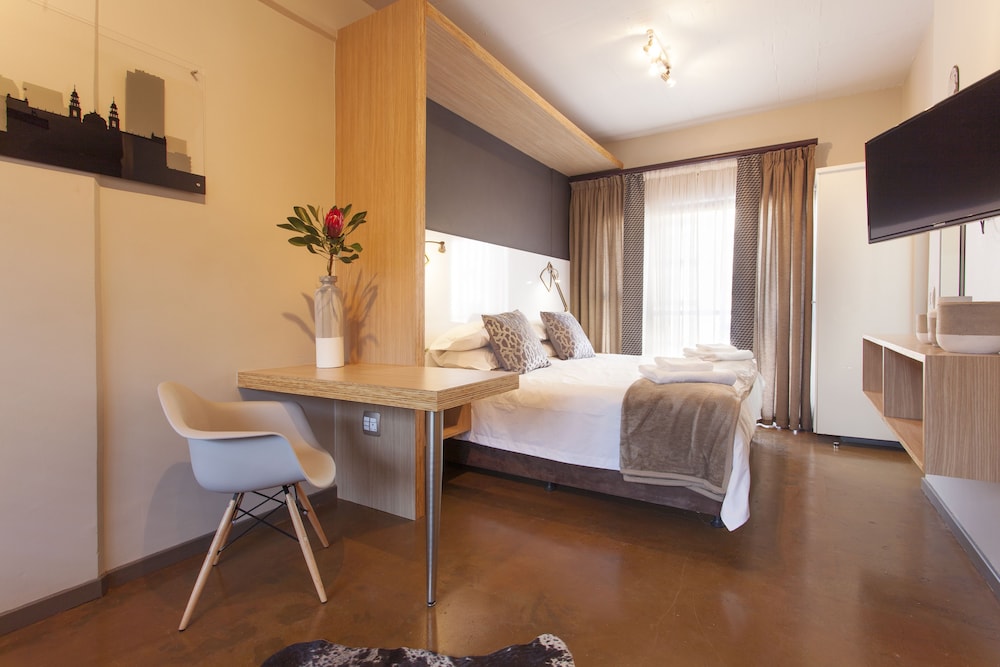 Luxury Apartment, 1 Bedroom - Photo 1