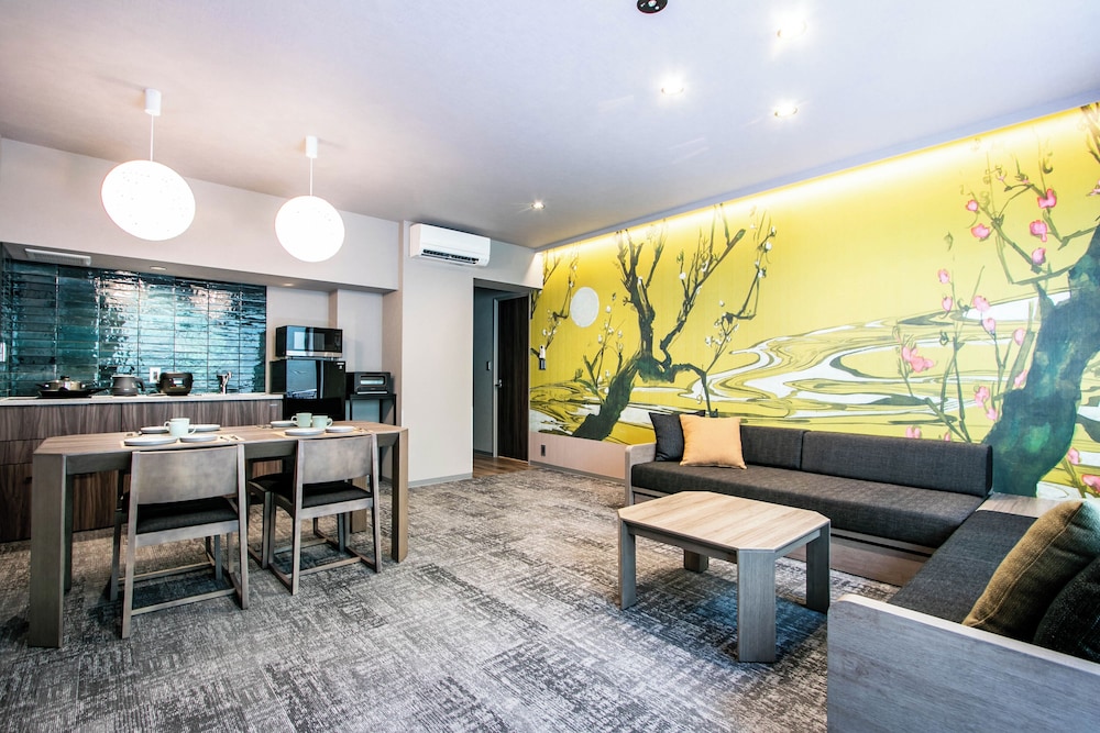 Deluxe Suite 4 Bed Spa & Sauna from 21:30~23:00 limited - Photo 5