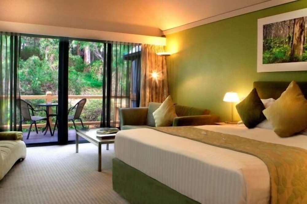 Luxury Suite, 1 Bedroom, Non Smoking, Balcony (Luxury Spa 3 Nights+) photo 1