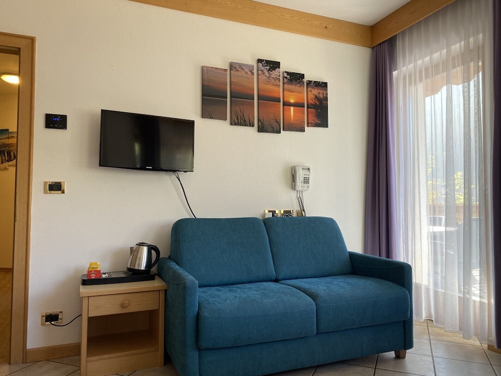 Deluxe Apartment, 2 Bedrooms (Silvia) photo 2
