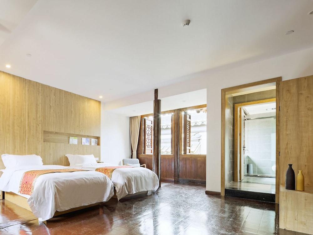 Business Twin Room (B)