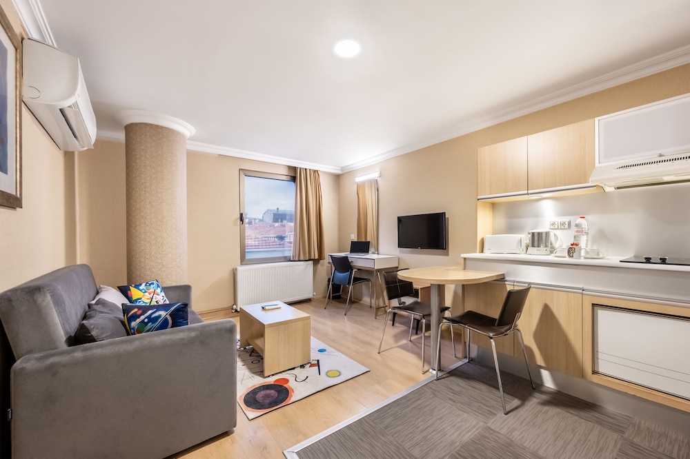 Superior Twin Room photo 3