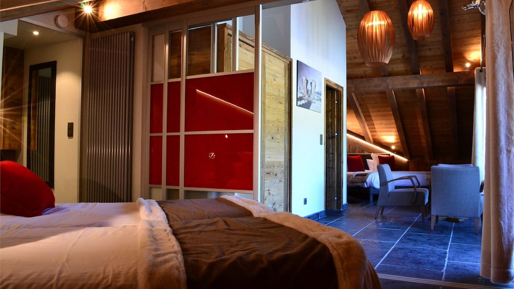 Junior Suite for Family (4 or people)