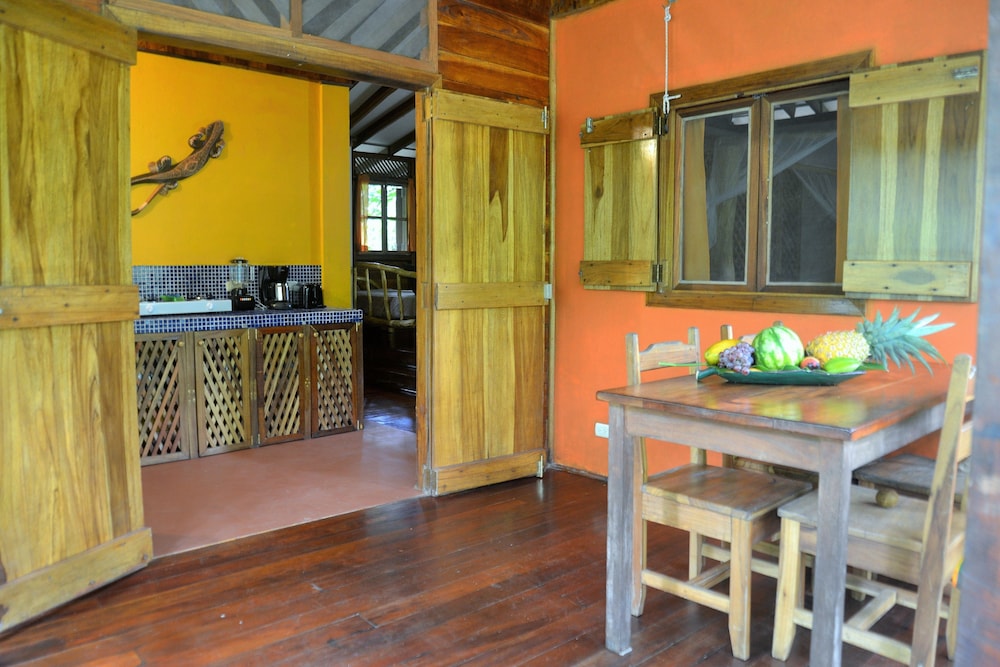 Deluxe Villa, 1 Bedroom, Terrace, Private Garden photo 3
