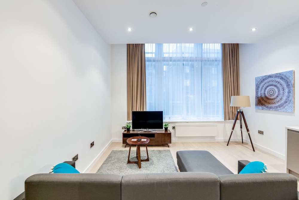 Executive Studio Suite photo 2
