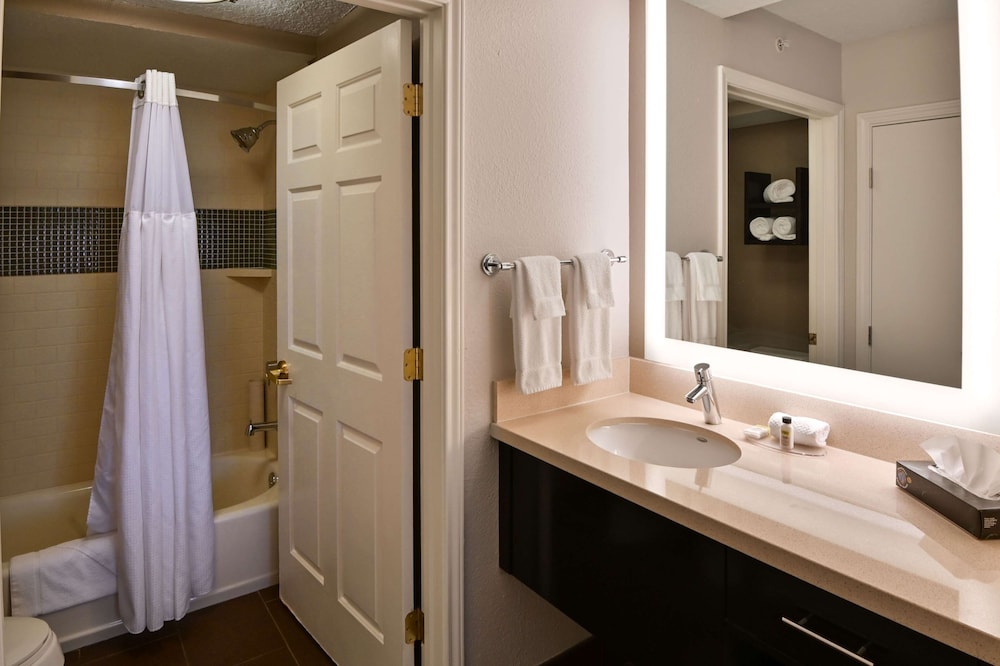 Suite, 1 Queen Bed, Accessible (Mobility Tub One Bedroom) - Photo 5