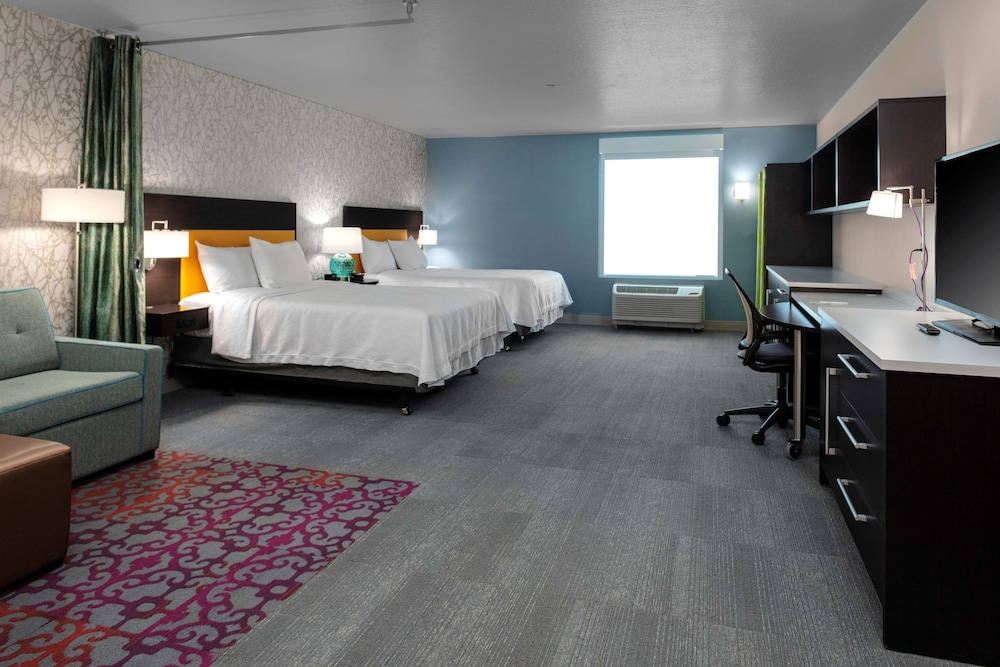 Studio, 2 Queen Beds, Accessible, Bathtub (Mobility & Hearing)