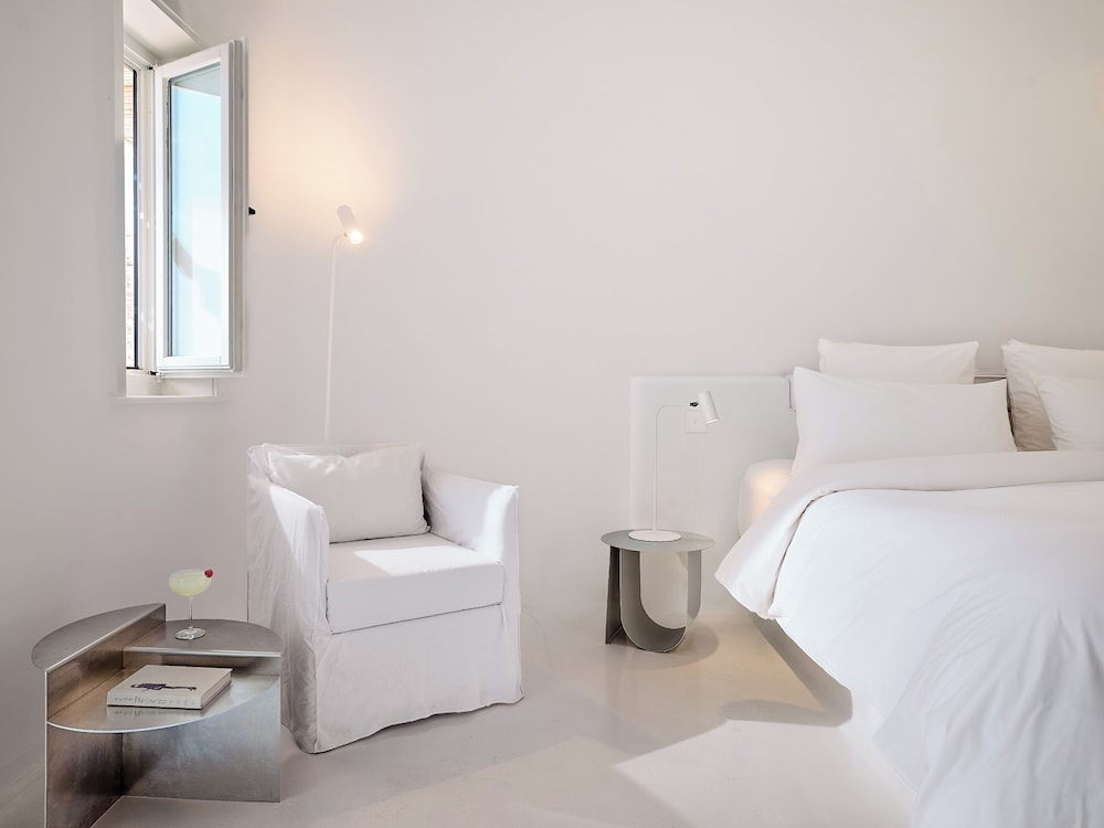 Waterfront Bungalow - Photo 4