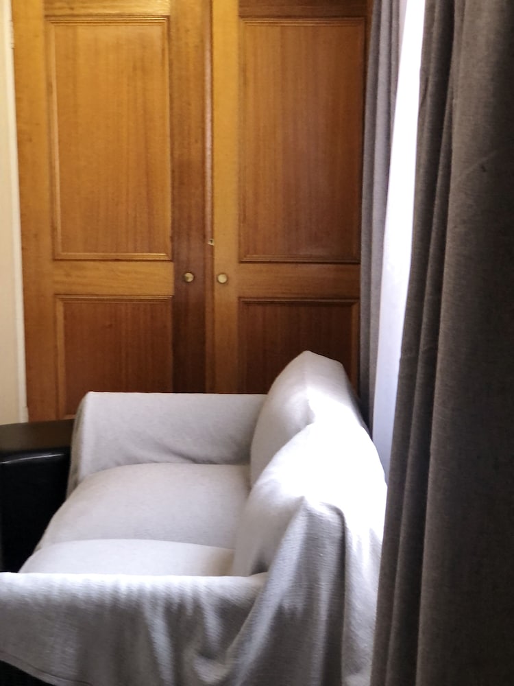 Exclusive Room, 1 King Bed photo 3