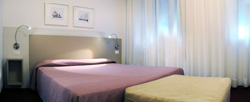 Classic Double Room - Photo 14
