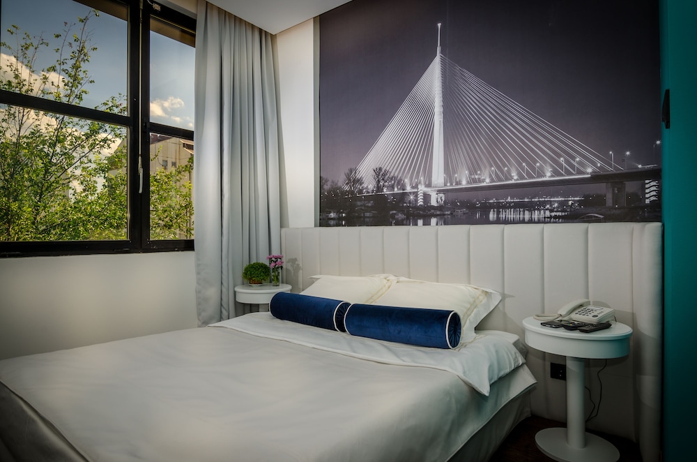 Comfort Double Room, City View photo 1