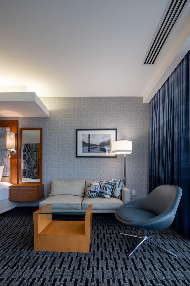 Deluxe Room, 1 King Bed
