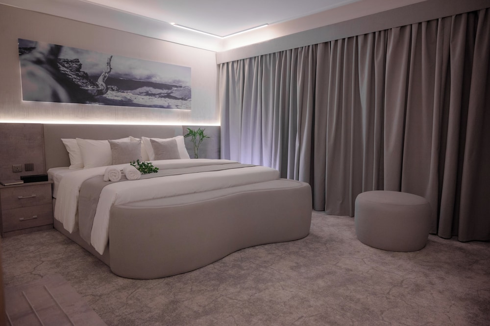 Superior Apartment, 3 Bedrooms, Kitchen