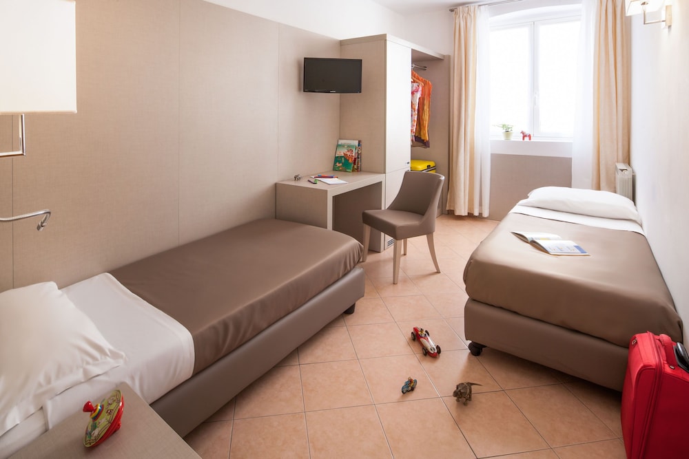 Family Room, Connecting Rooms, Sea View - Photo 2