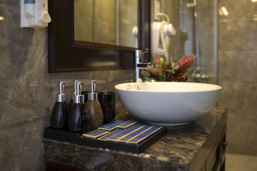 Alisa Vip Suite Private Balcony & Jacuzzi