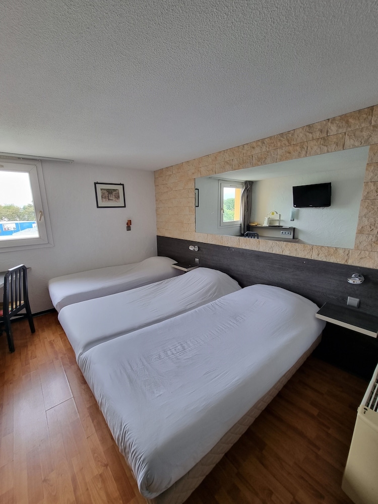 Triple Room - Photo 1