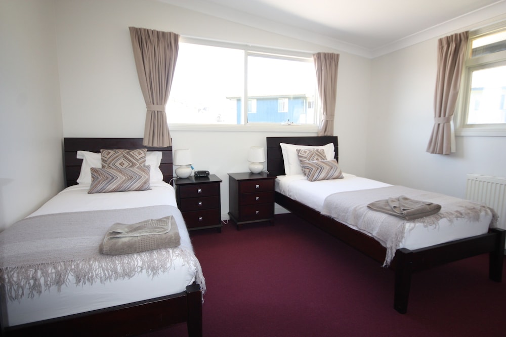 Standard Twin Room, 2 Twin Beds photo 2