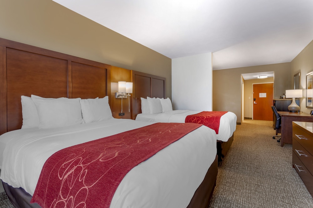 Suite, Multiple Beds, Non Smoking photo 1