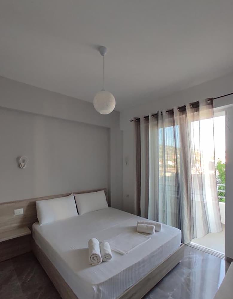 Double Room, Balcony