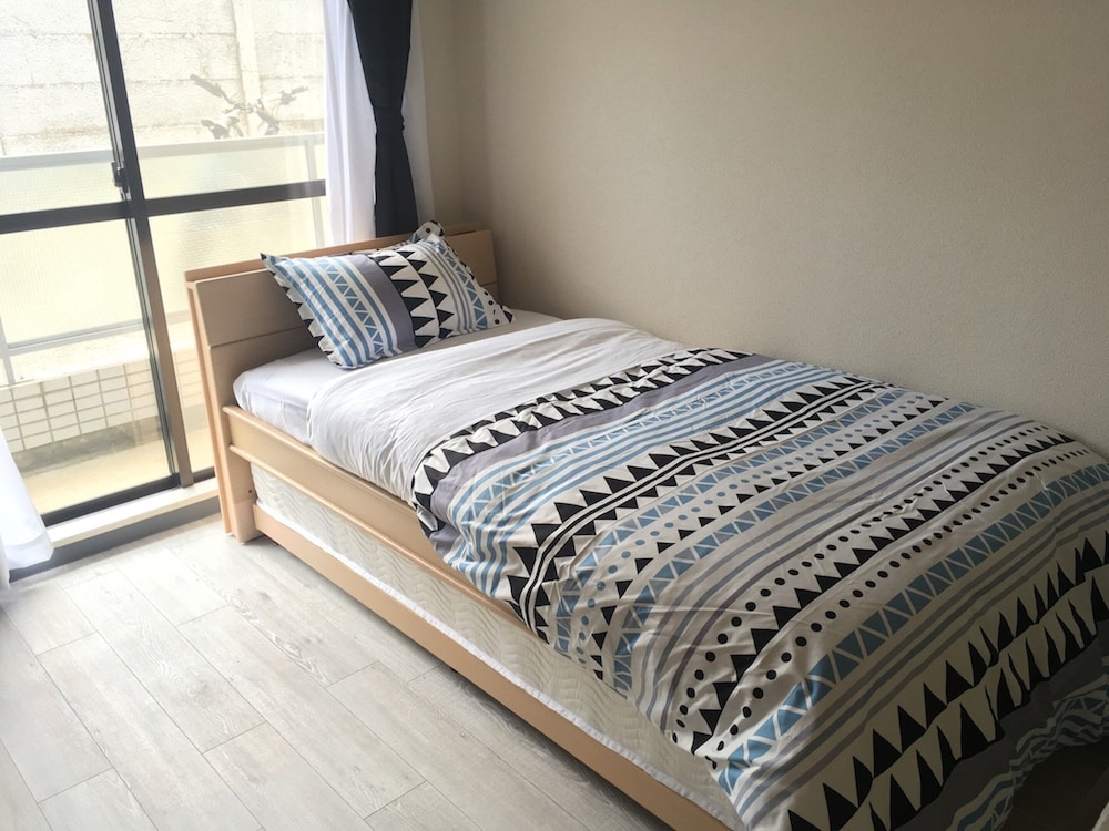 City Room photo 1