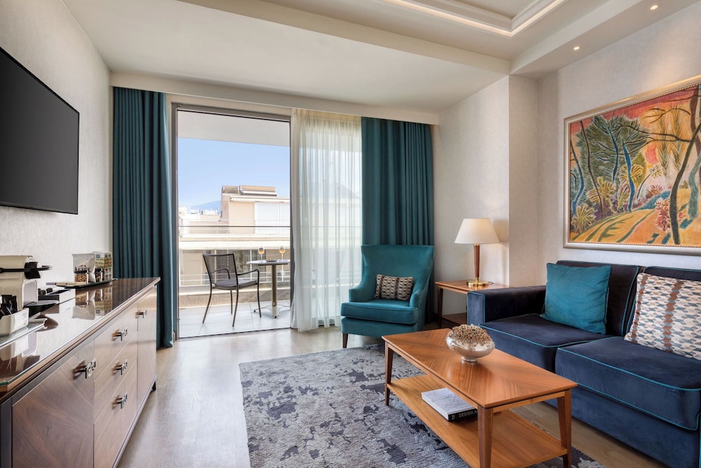Suite, Balcony