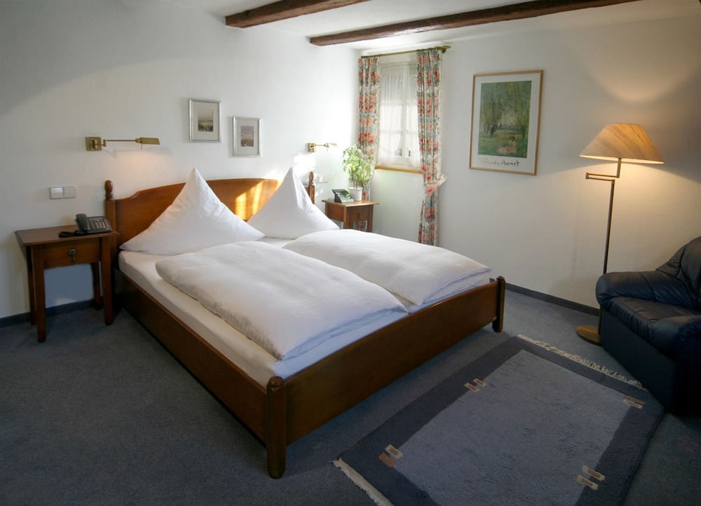 Double Room - Photo 4