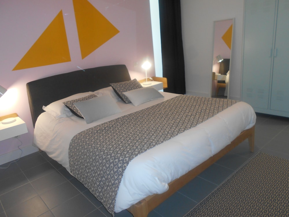 Comfort Suite, Garden View (La Vie en Rose) photo 1