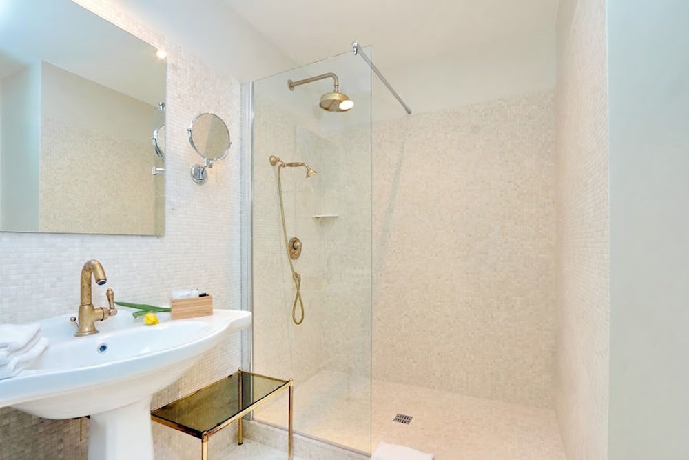 Family Apartment, 1 Bedroom, Kitchenette, City View photo 3