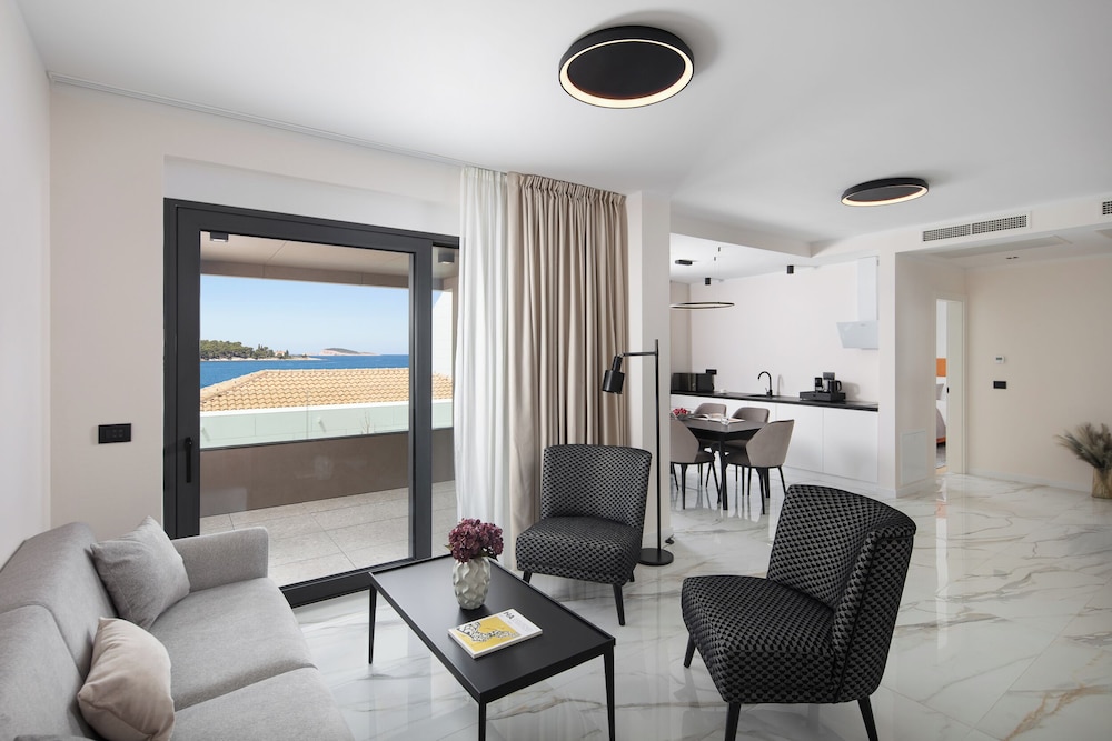 Superior Apartment, Balcony, Sea View