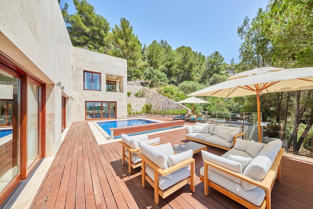 Luxury Villa (Cap Vermell)