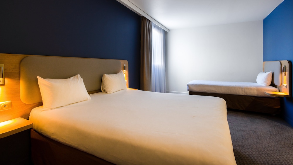 Standard Room, Multiple Beds