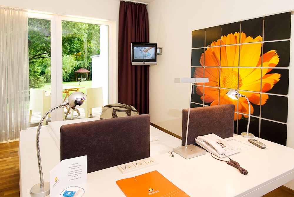 Business Double Room - Photo 2
