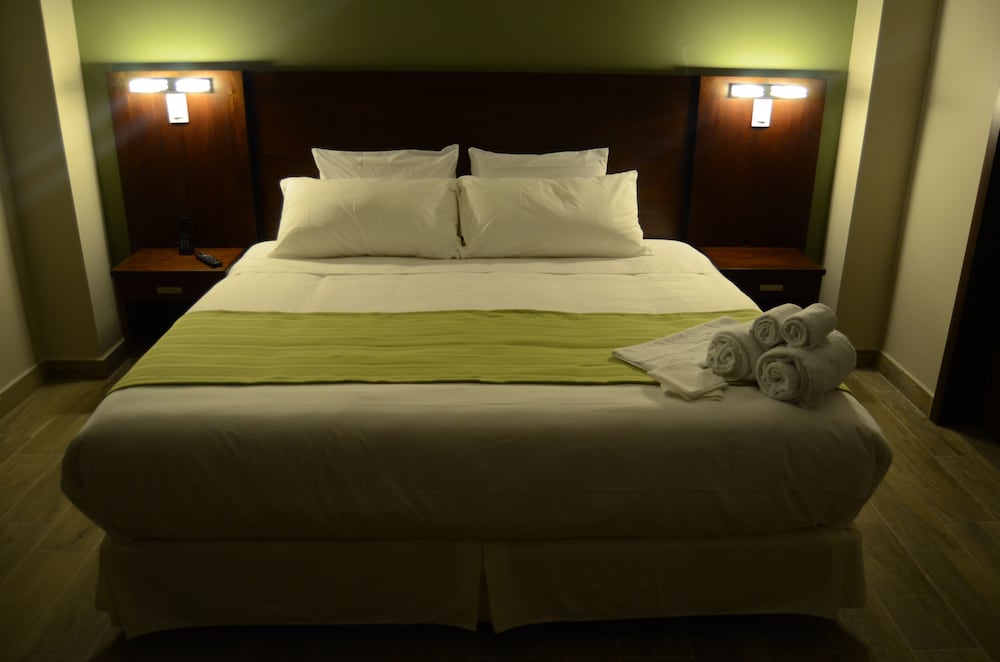 Studio Suite, 1 King Bed photo 2