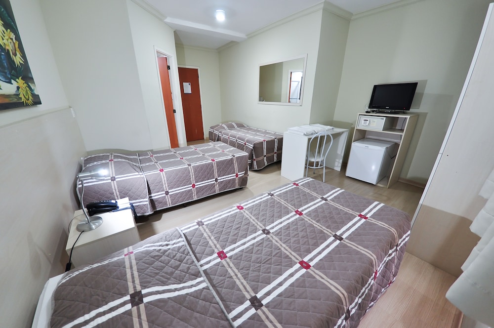 Deluxe Triple Room photo 1