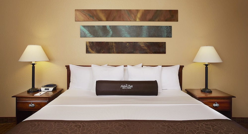Traditional Room, 1 King Bed - Photo 2