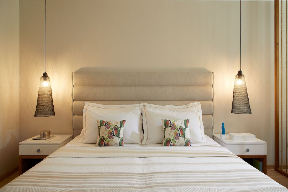 Perfect Bliss Suite with Private Pool - Photo 3