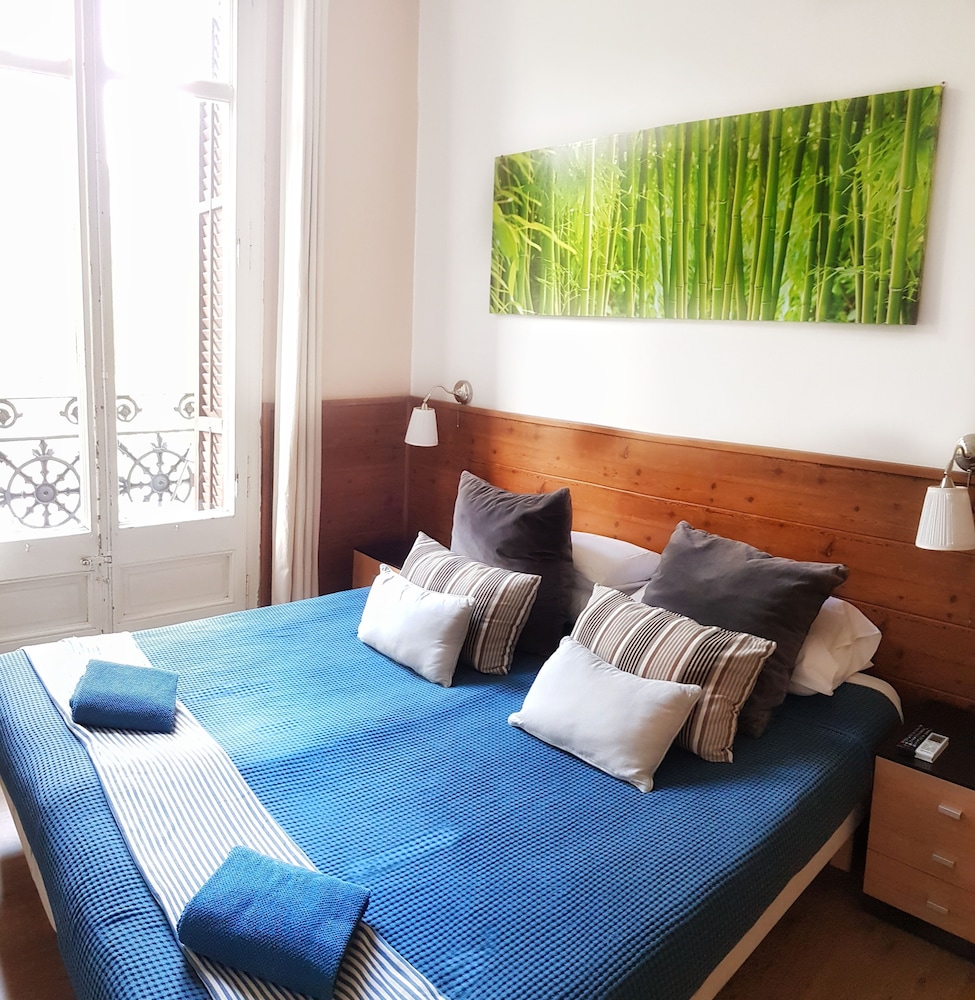 Habitación Doble o Twin, con baño privado (Loft R2)