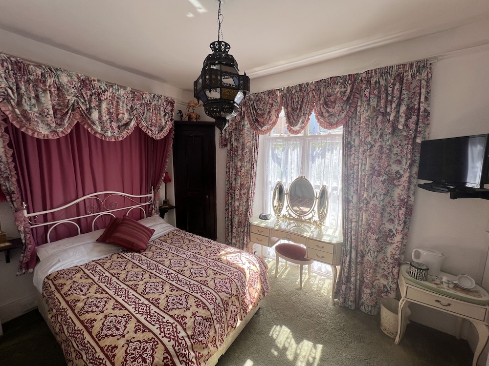 Double Room, Accessible, Ensuite (Ground Floor) photo 2