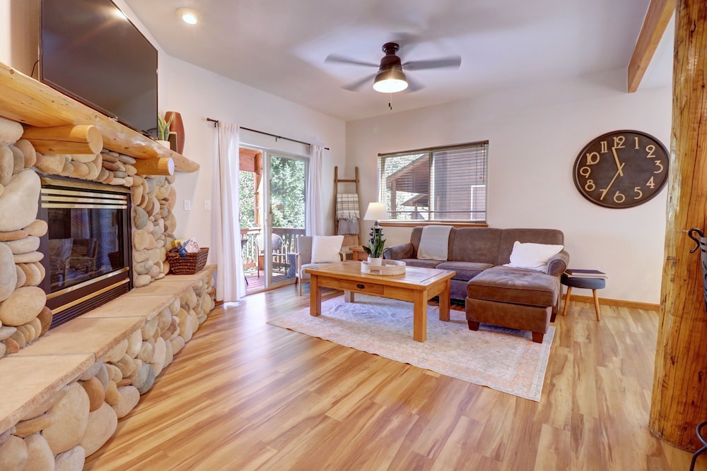 Townhome, 2 Bedrooms