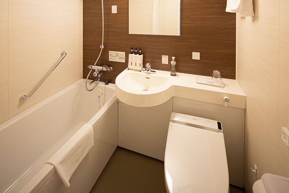Standard Double Room, Non Smoking - Photo 11