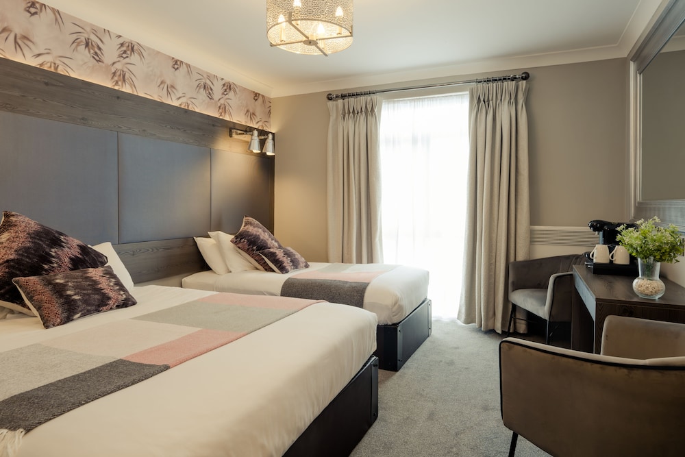 Luxury Double or Twin Room photo 1