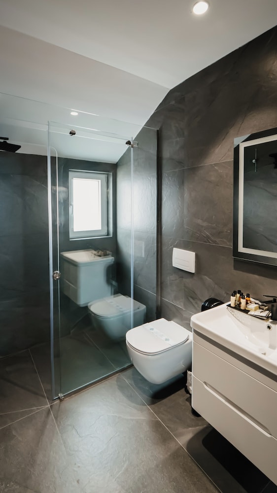 Luxury Double Room, 1 King Bed photo 2
