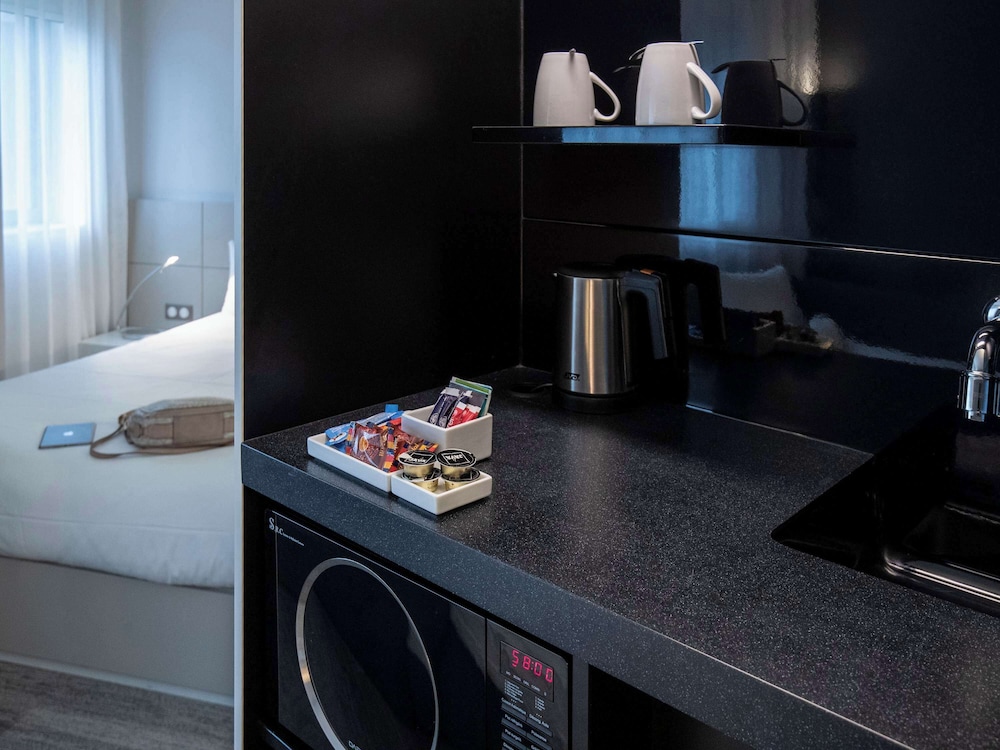 Superior Suite, Multiple Beds - Photo 9