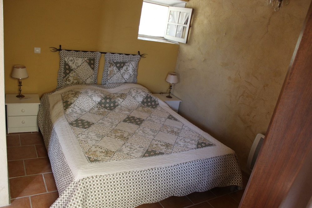 Room (Jaune) photo 1
