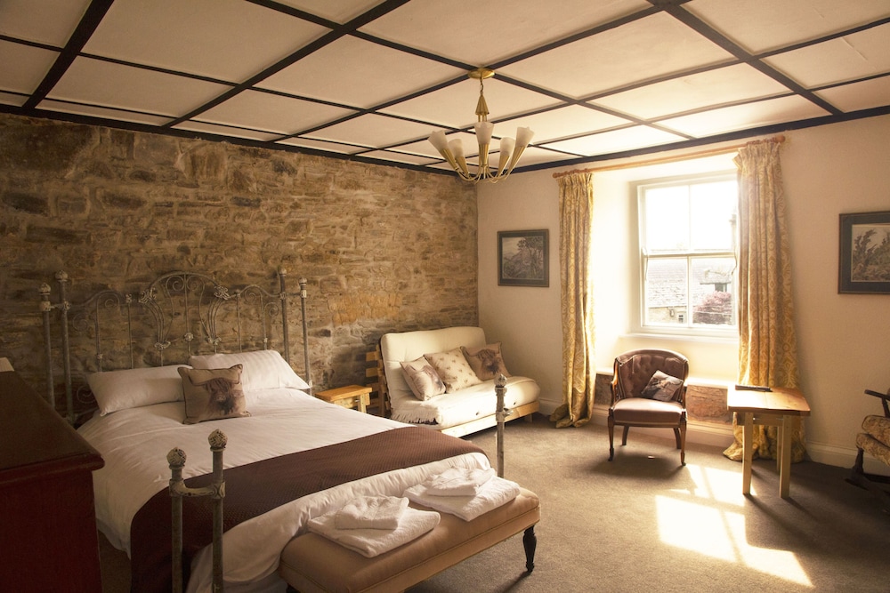 Deluxe Double Room, Ensuite - Photo 1